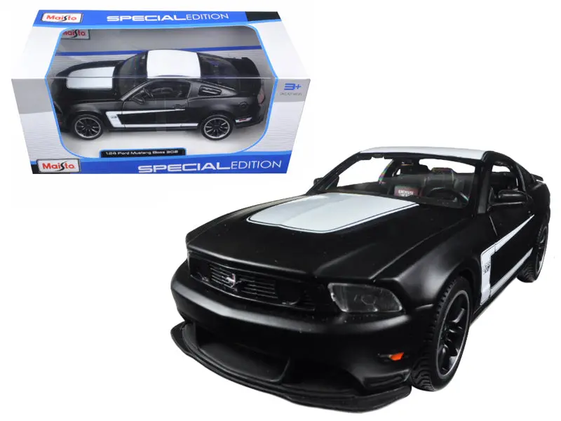 2012 Ford Mustang Boss 302 Matt Black And White 1/24 Diecast Model Car By Maisto 1